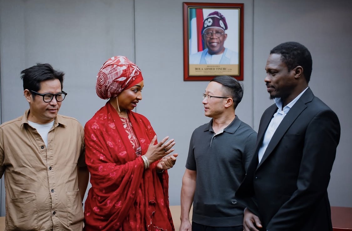 Hannatu Musawa with iCode officers