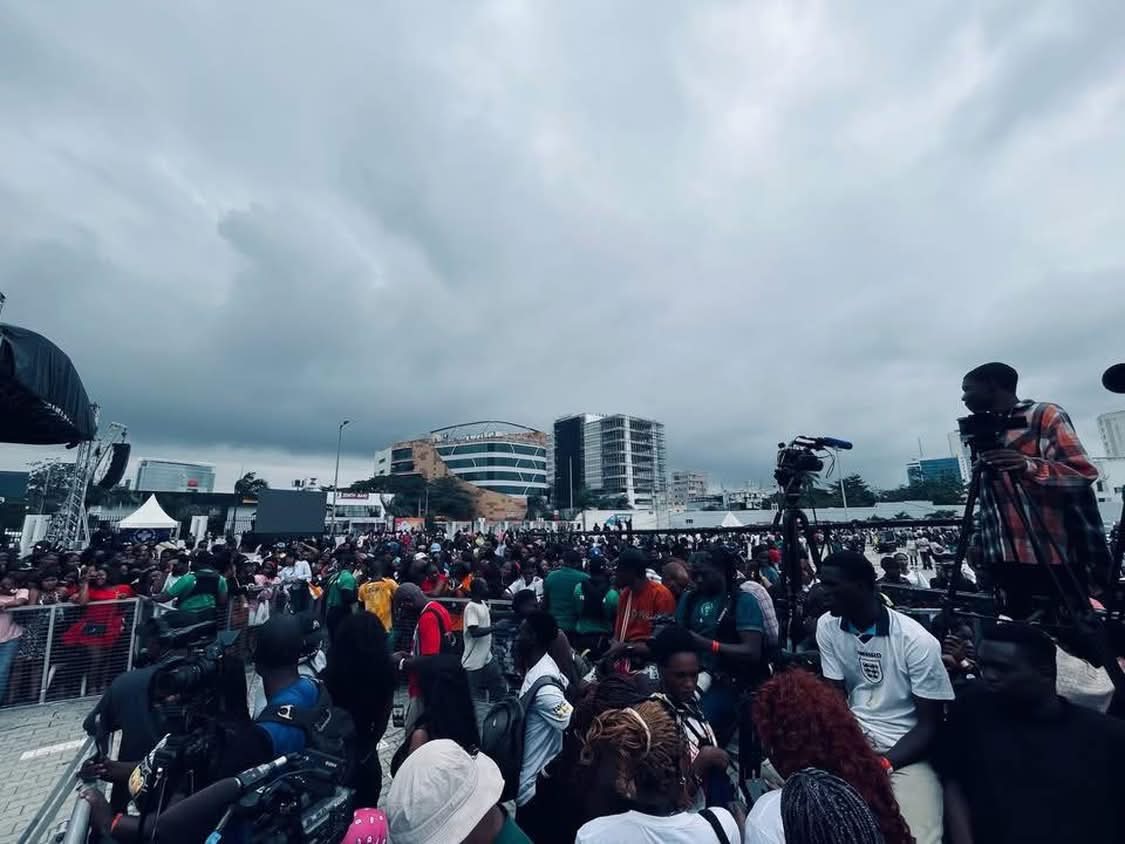 Guinness World Record attempt to cook the largest pot of jollof rice ever made