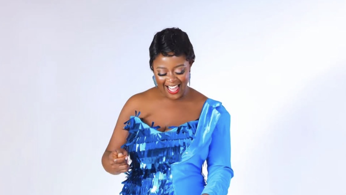 Lizzy McKinzie (MC McKinzie)