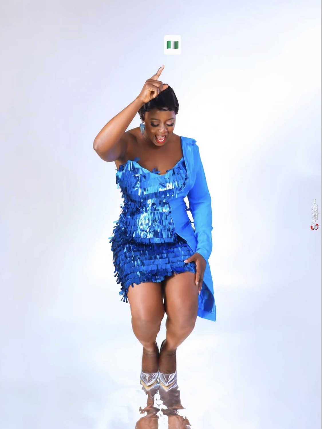 Lizzy McKinzie (MC McKinzie)