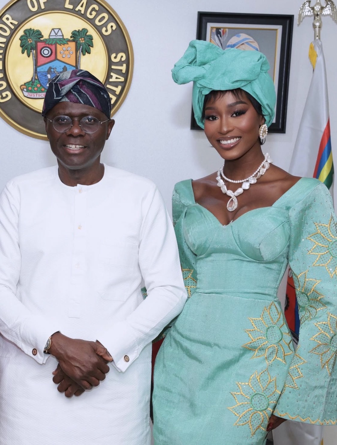 Damilola Bolarinde with Lagos Governor during E1 World Championship in Nigeria.