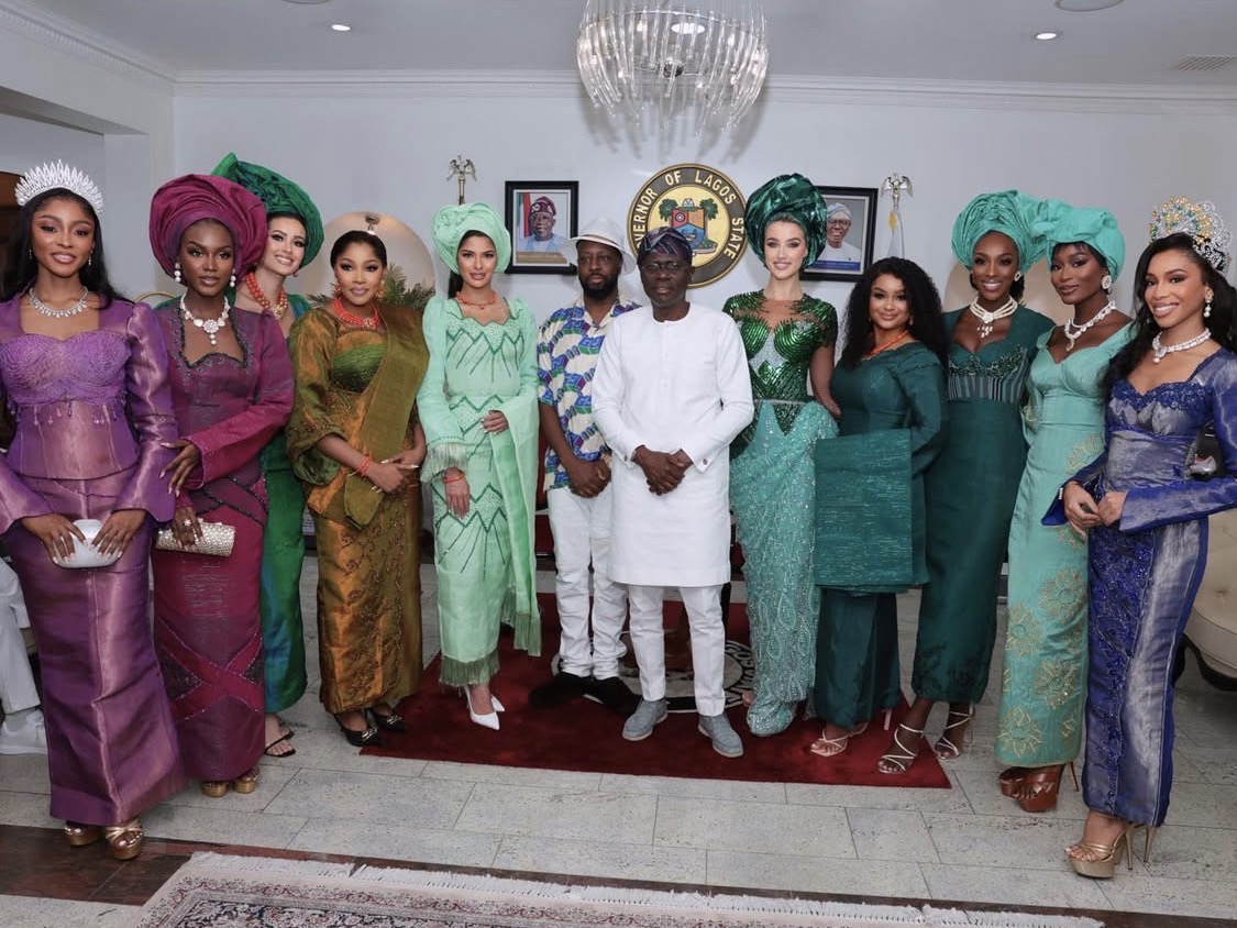 Damilola Bolarinde with Lagos Governor during E1 World Championship in Nigeria.