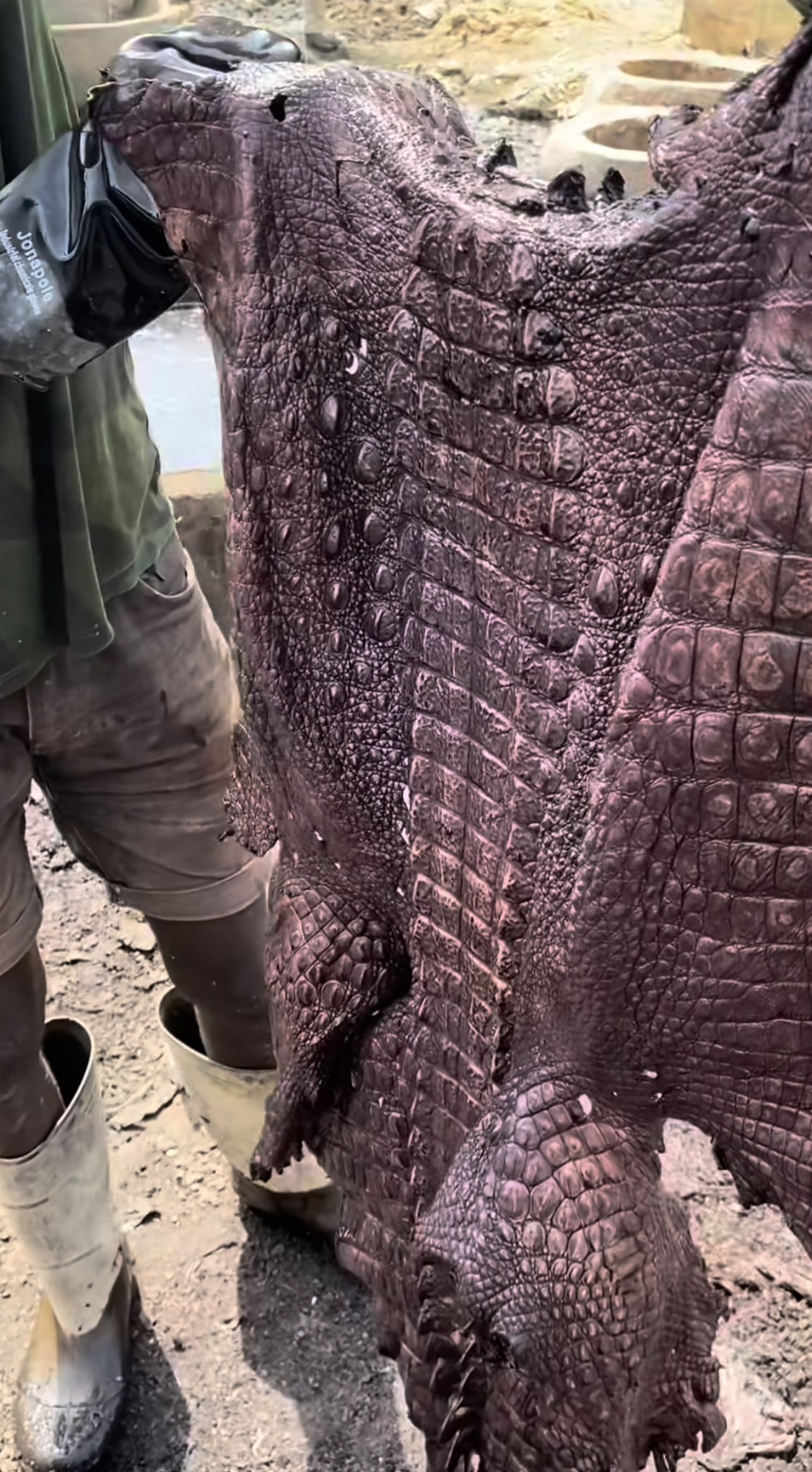 Anita Ukah at the historic Kano Tannery in Northern Nigeria. Picture via Uelle Instagram.